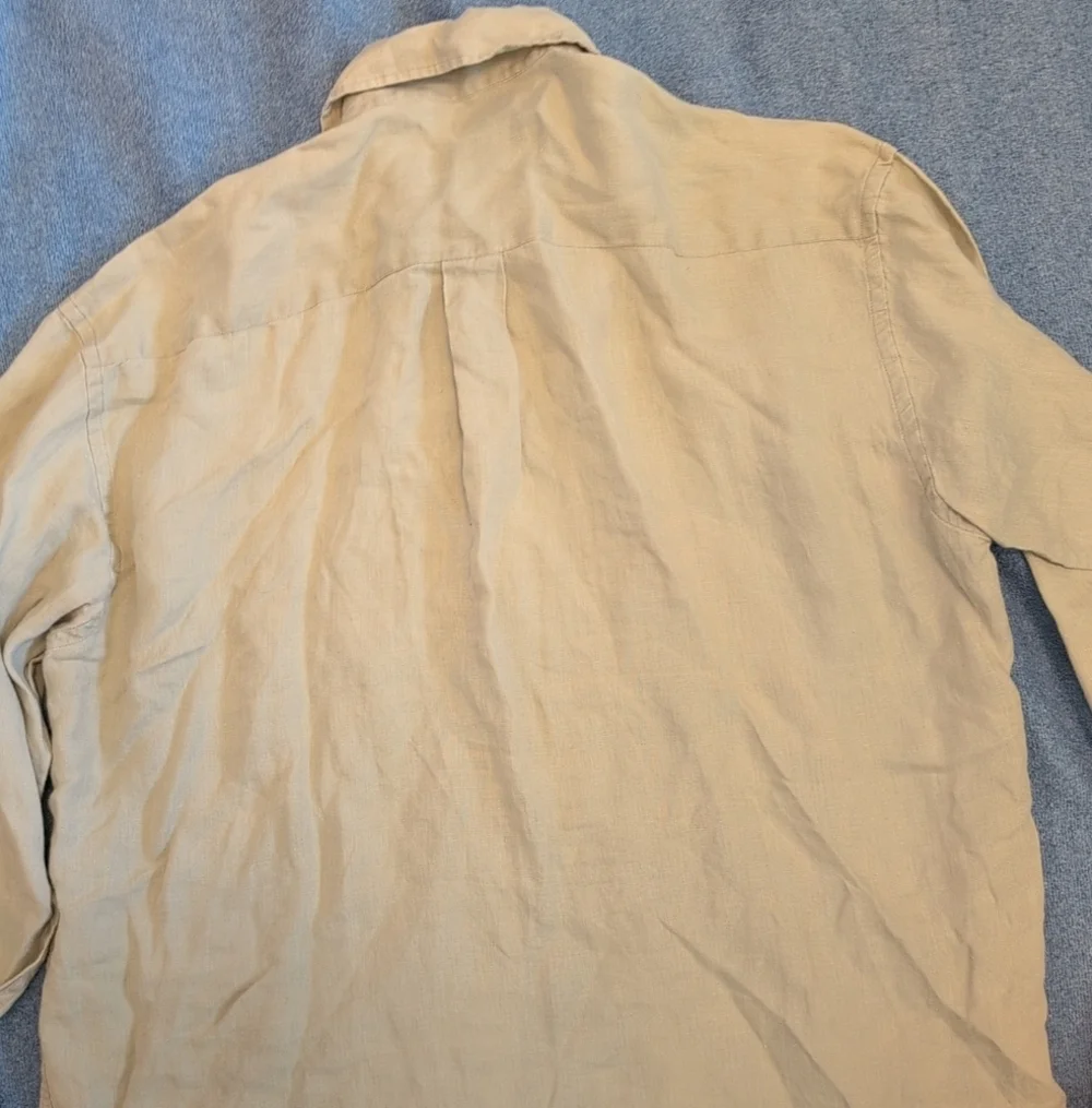 Banana Republic Button Down Shirt Long Sleeve Two Pocket Standard Fit XL Beige